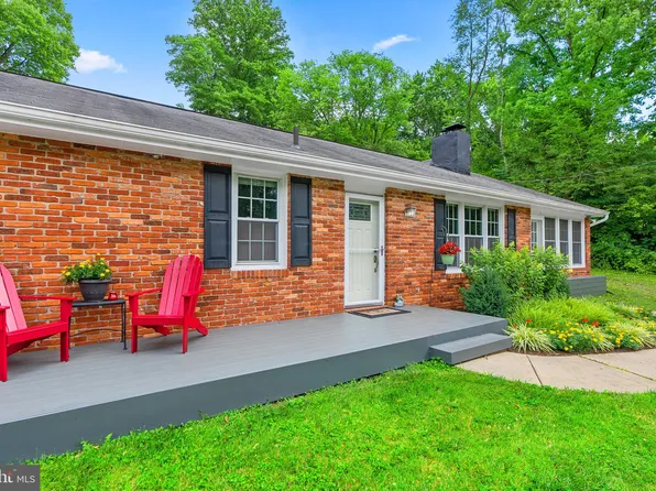 26811 Clarksburg Rd, Damascus, MD 20872