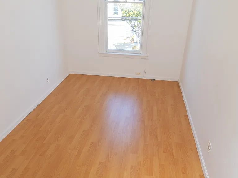 1030A York St — Photo 28
