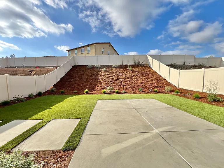 1040 Piedmont Rd — Photo 17