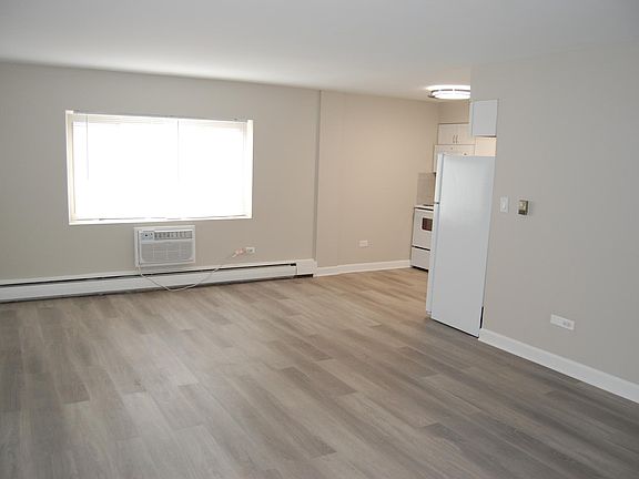 2nd image of 210 Circle Ave APT 307