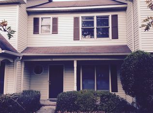 46 Ridge Wood Dr, Hampton, VA 23666