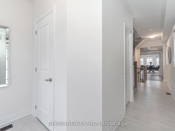5th image of 9241 White Oak Ave