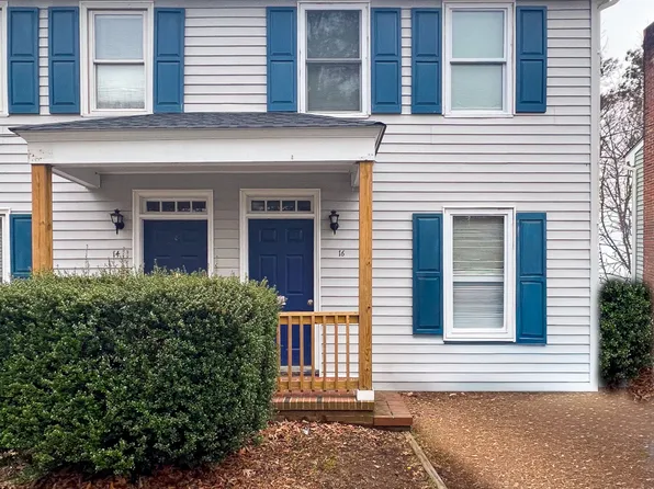 16 Fox Hill Dr, Kilmarnock, VA 22482