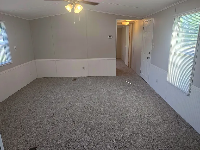 612 W Main St #16 — Photo 6