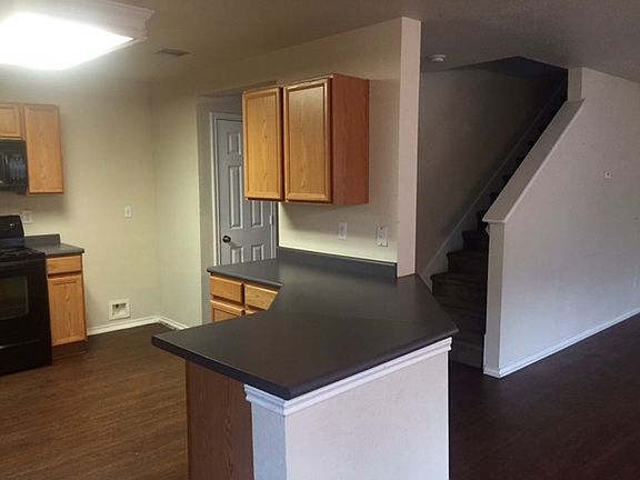 4th image of 103 Booker Palm