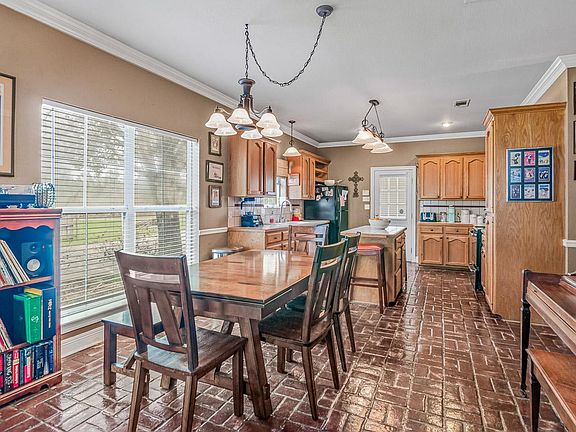 4th image of 14326 Parkmeadow Dr