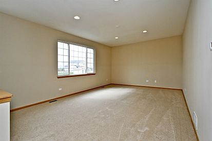 5th image of 39480 Castleford Ln