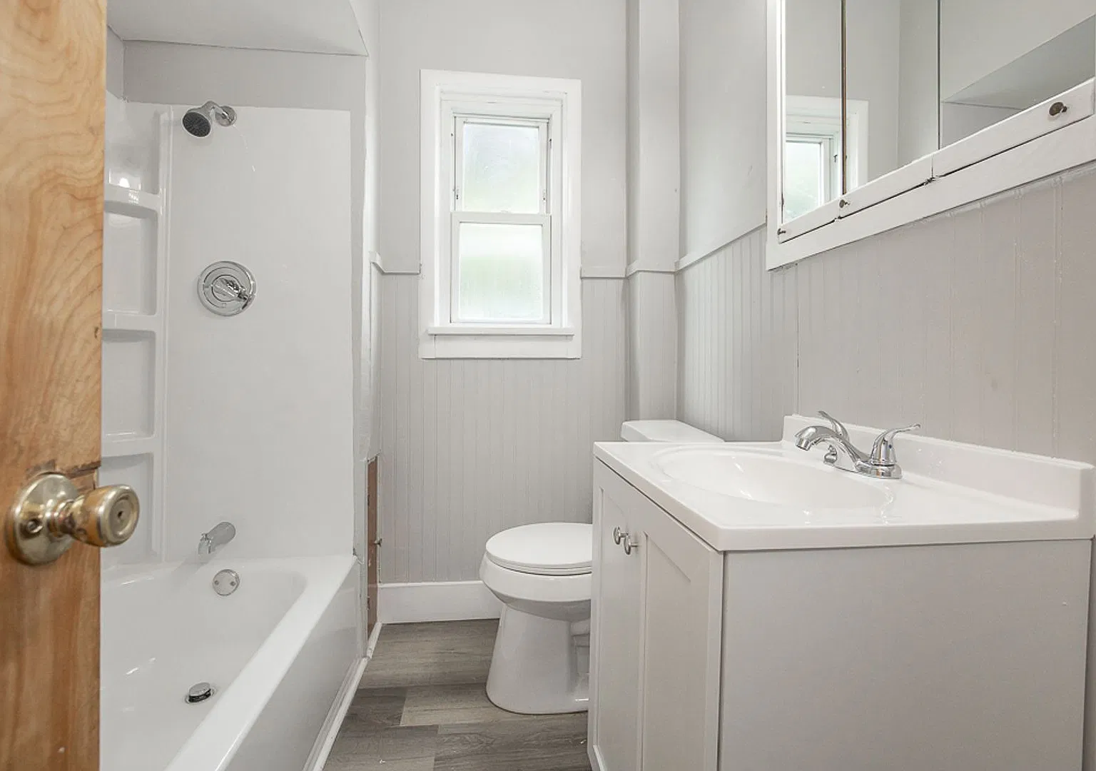 3 Bedroom/1 bath Single House!! — Photo 4