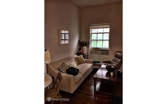 Rented by Douglas Elliman | media 37