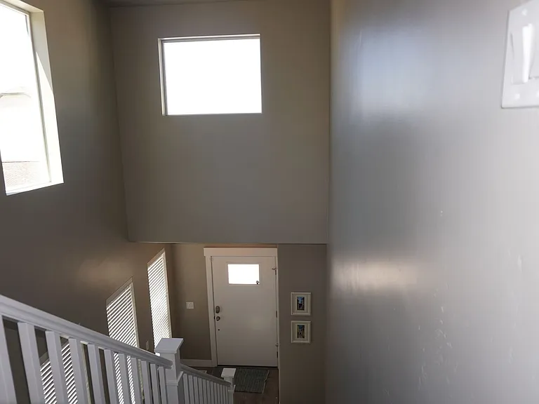 719 E Ryder Park Ln — Photo 26