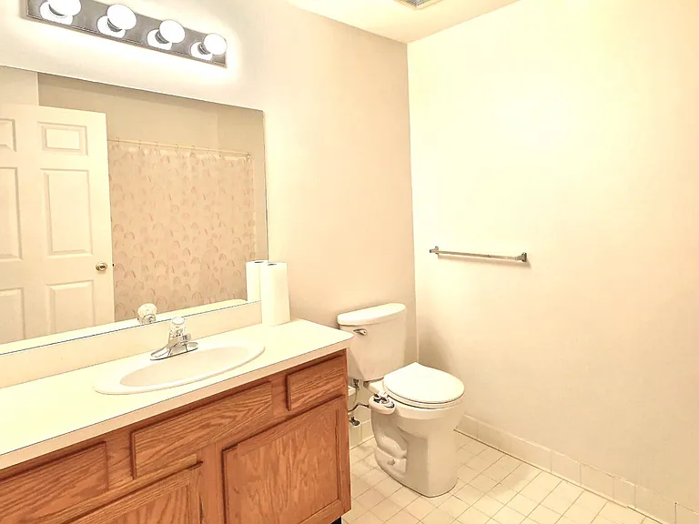 16373 Grandview Dr — Photo 9