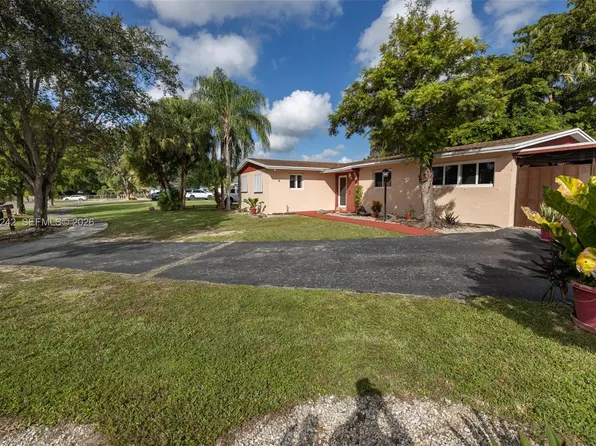 16305 SW 276th Ter, Homestead, FL 33031