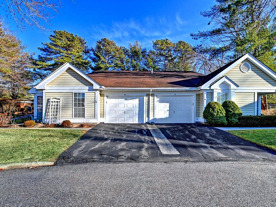 1st image of 10 Oakdale Court