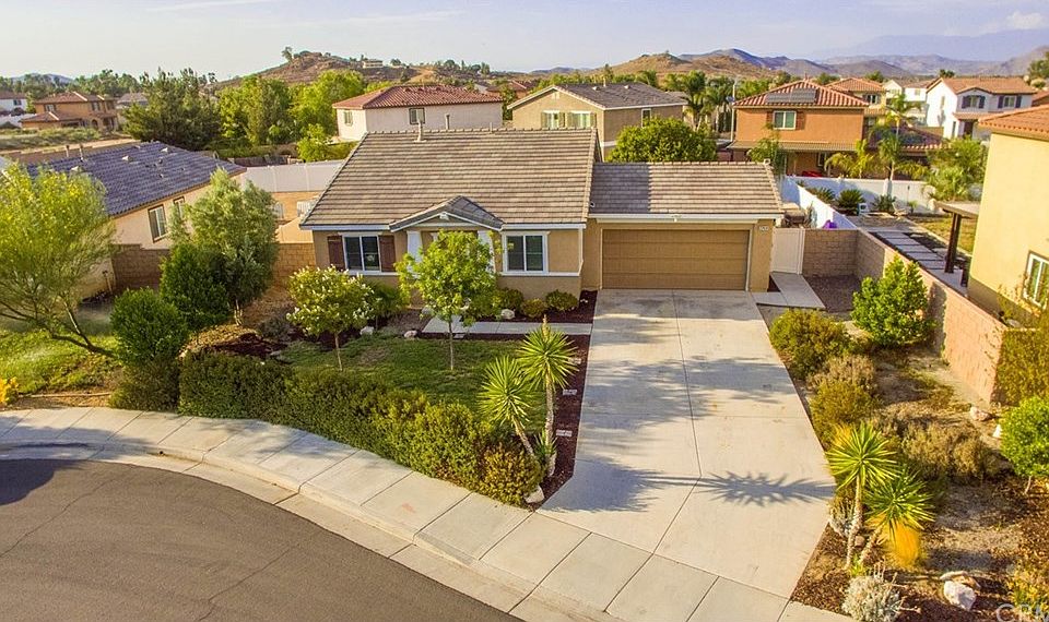 1st image of 27414 Mortensen Ct