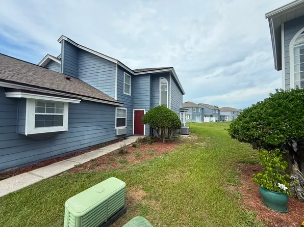 833 Caribbean Dr #A, Davenport, FL 33897