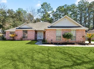 409 Westwood Dr, Mandeville, LA 70471