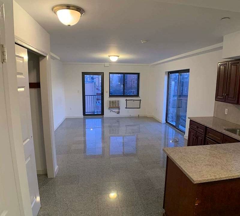 1st image of 27-35 21st St #4HH