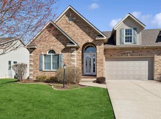 3164 Meridith Way, Bettendorf, IA 52722