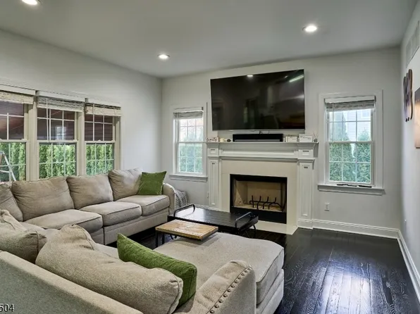 64 Colonial Woods Dr, West Orange Twp., NJ 07052