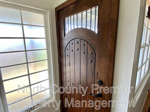 4th image of 2866 Turnbull St
