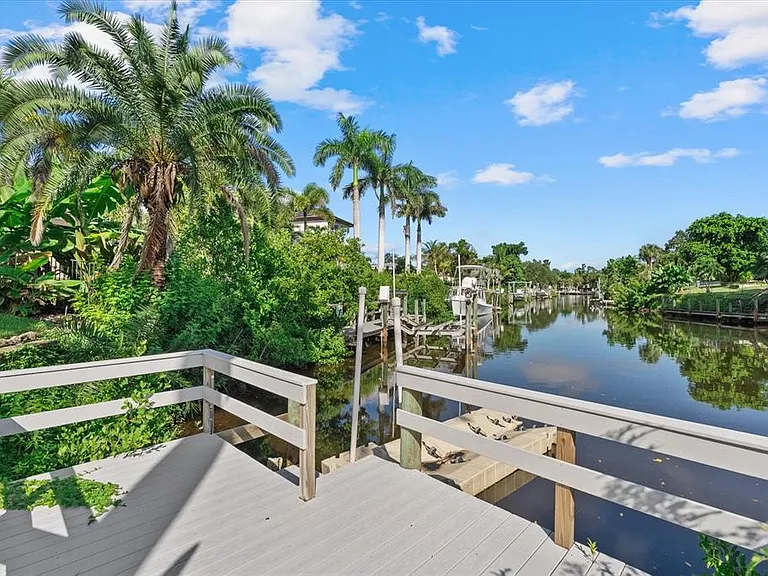 1707 Caribbean Dr — Photo 48
