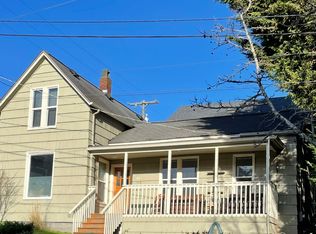 950 N 43rd St, Seattle, WA 98103