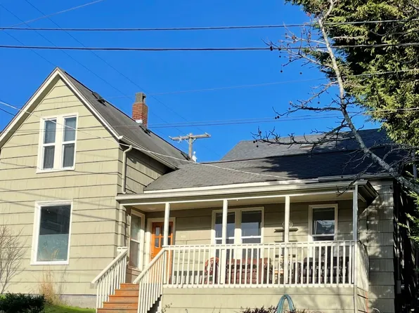 950 N 43rd St, Seattle, WA 98103