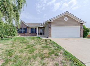 9 Burning Bush Ct, Troy, MO 63379