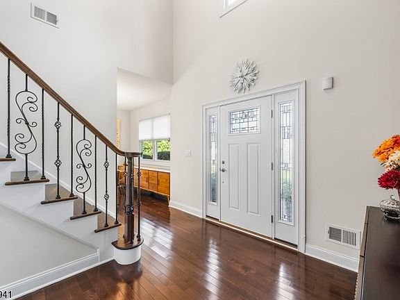 4th image of 23 George Rd