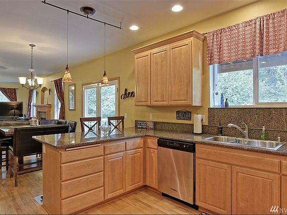 3rd image of 13515 3rd Ave NE
