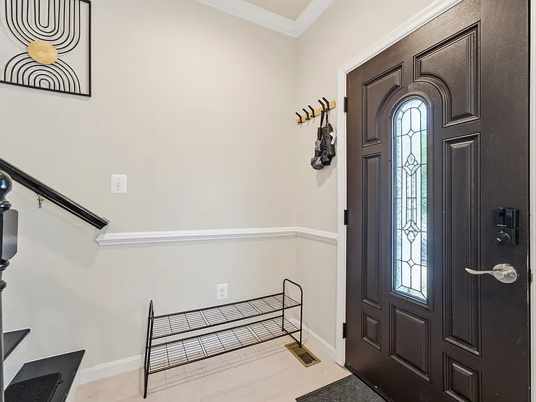 1433 Howard Rd SE — Photo 3