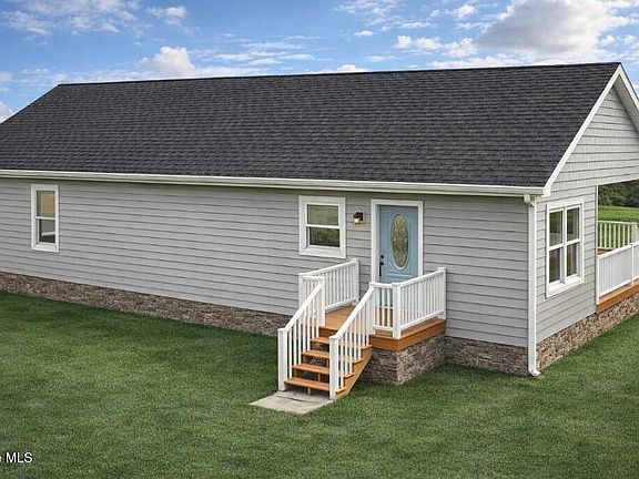 5th image of 0919 Soundside Road