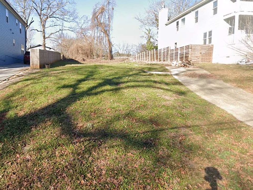 1st image of 636 Warren Ave