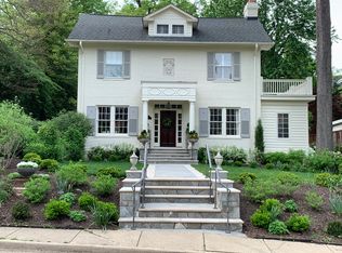 211 Woodland Ter, Alexandria, VA 22302