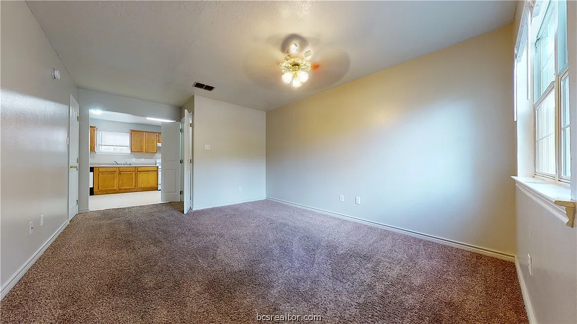 2 bed, 2.0 bath, 960 sqft, $1,000 — Photo 2