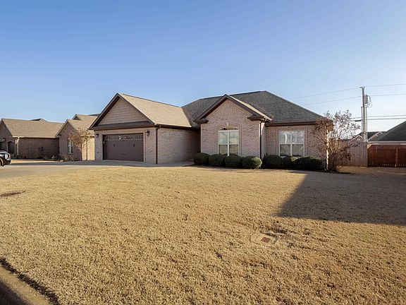 2nd image of 117 Aidan Ln