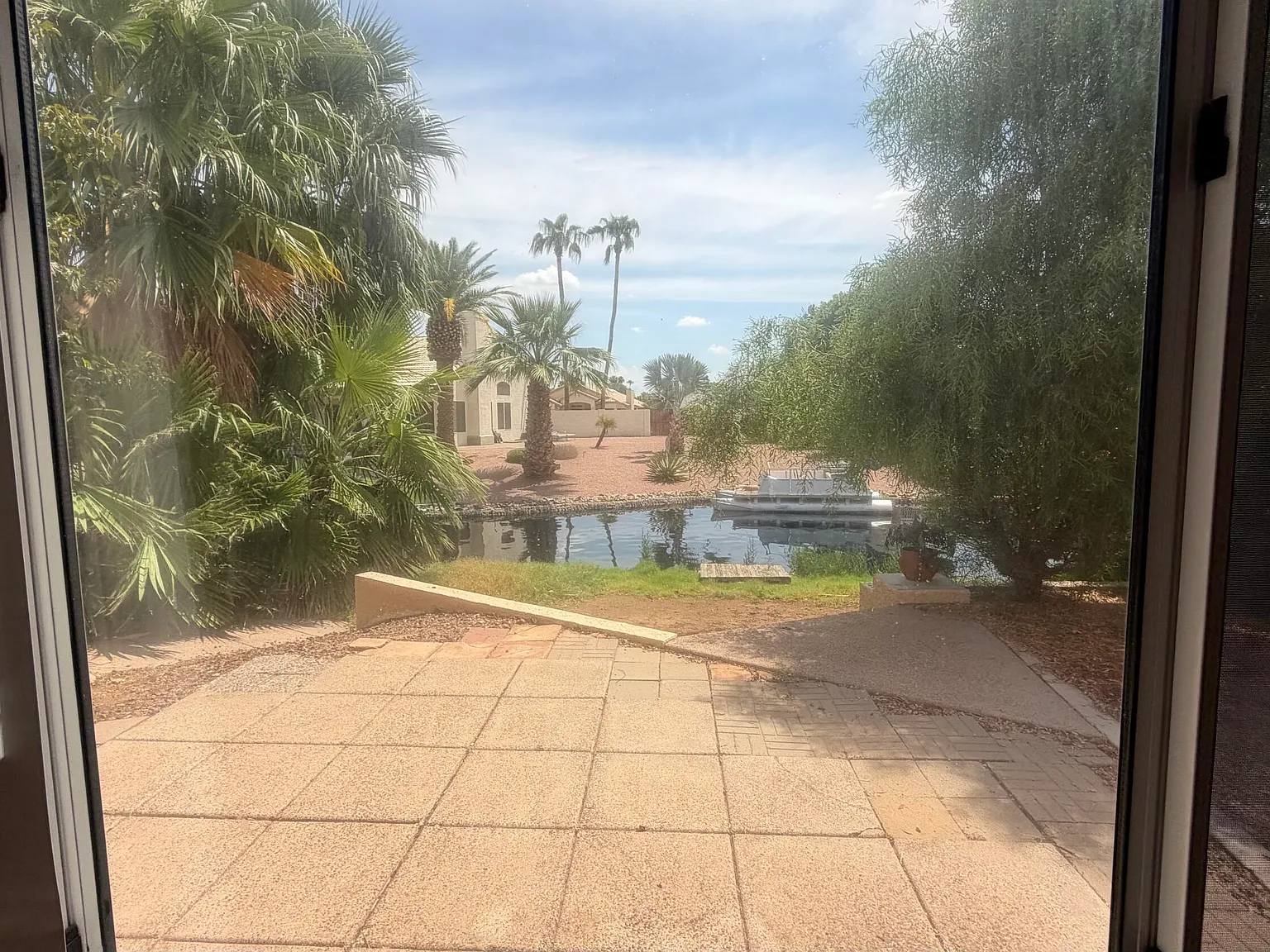 3 bed, 2.0 bath, 1597 sqft, $2,500 — Photo 2