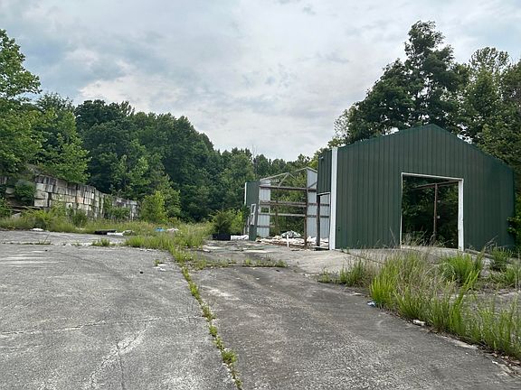 2nd image of 1350 E Highway 30