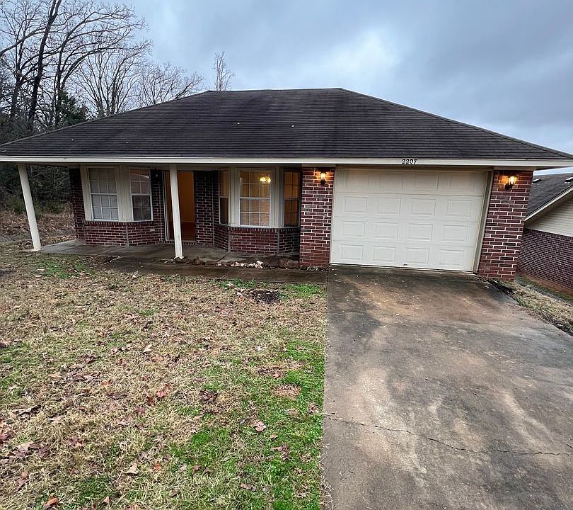 1st image of 2207 Kaylonni Ln