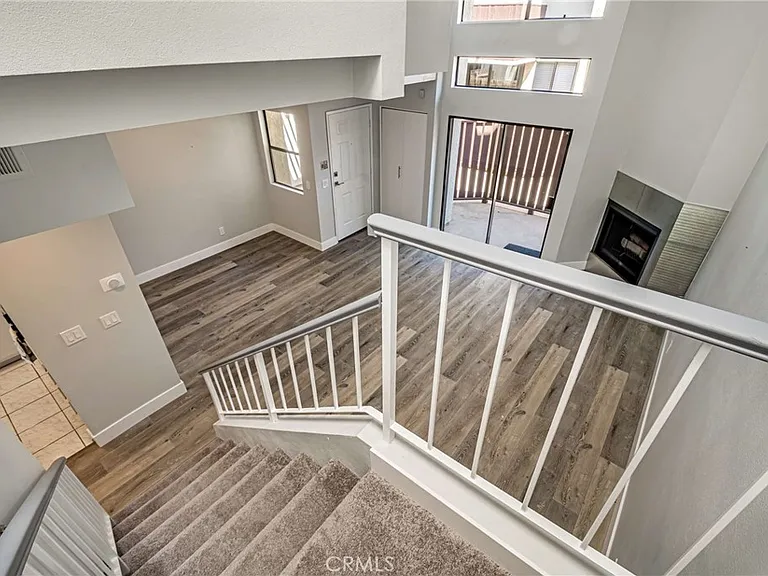 6323 Reseda Blvd #2 — Photo 14