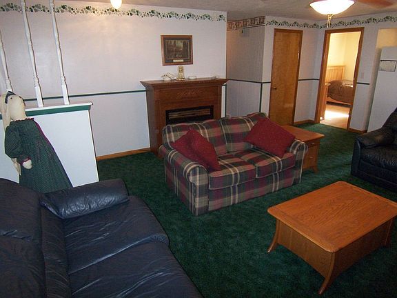 3rd image of 6240 Country Estates Dr