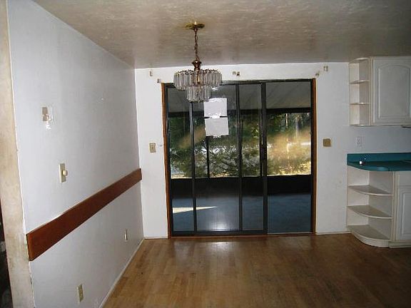 5th image of 137 Woodland Ln