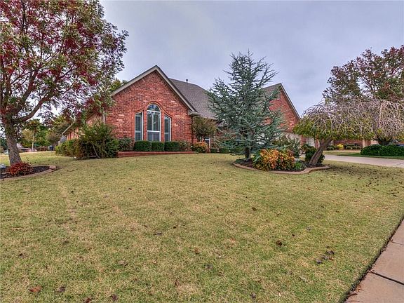 3rd image of 3117 SW 106th St