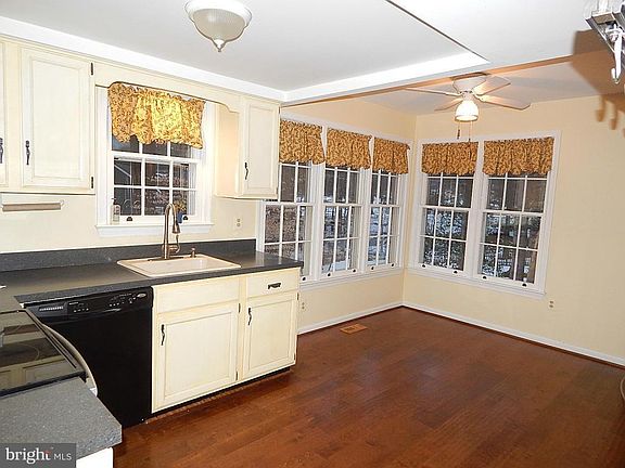 5th image of 15472 Golf Club Dr