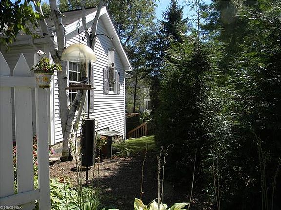 2nd image of 649 Fairfield Ln