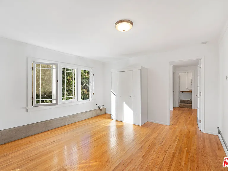 1843 Lucile Ave — Photo 32