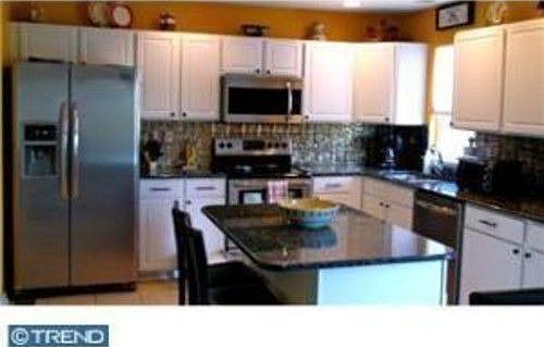 3rd image of 3214 Charles Griffin Dr