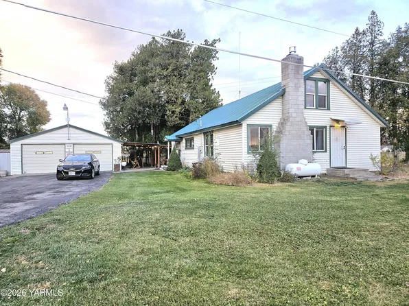 2901 Mapleway Rd, Yakima, WA 98908