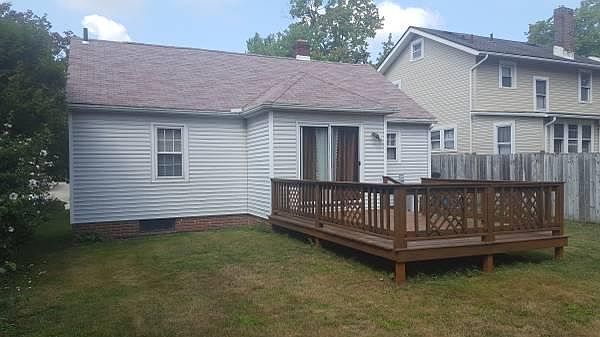 2nd image of 0 10th St