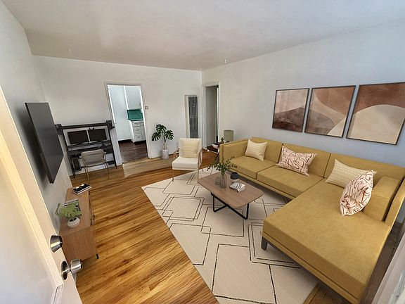 2nd image of 221 W 14th St #223